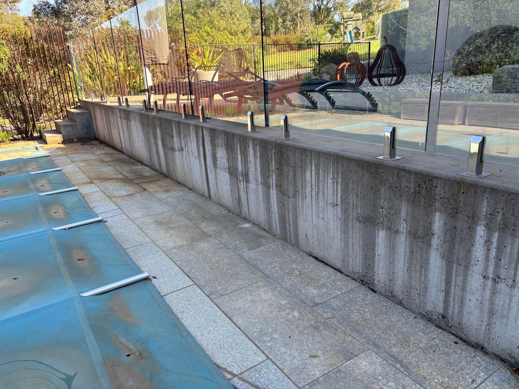 Retaining wall cleaning example by SS Exterior Services in Kilmore and Mitchell Shire